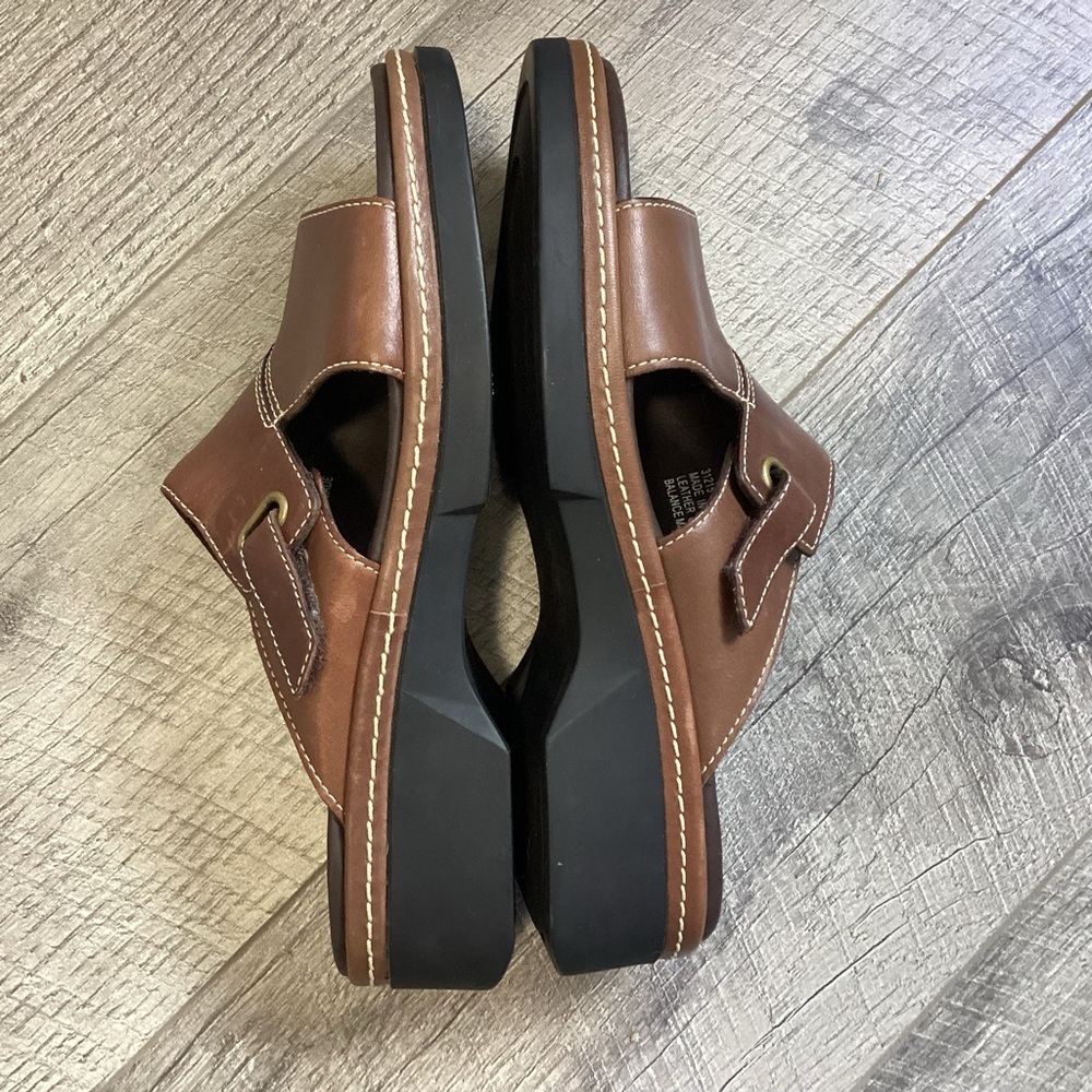 Clarks Hook And Loop Slides Size 7M - Picture 6 of 10